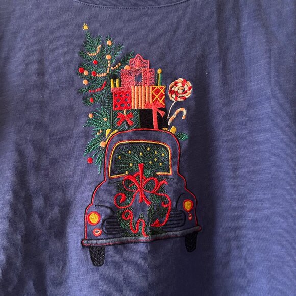 Talbots Christmas Embroidered Crewneck Long Sleeve Tee Size Small - Picture 8 of 11